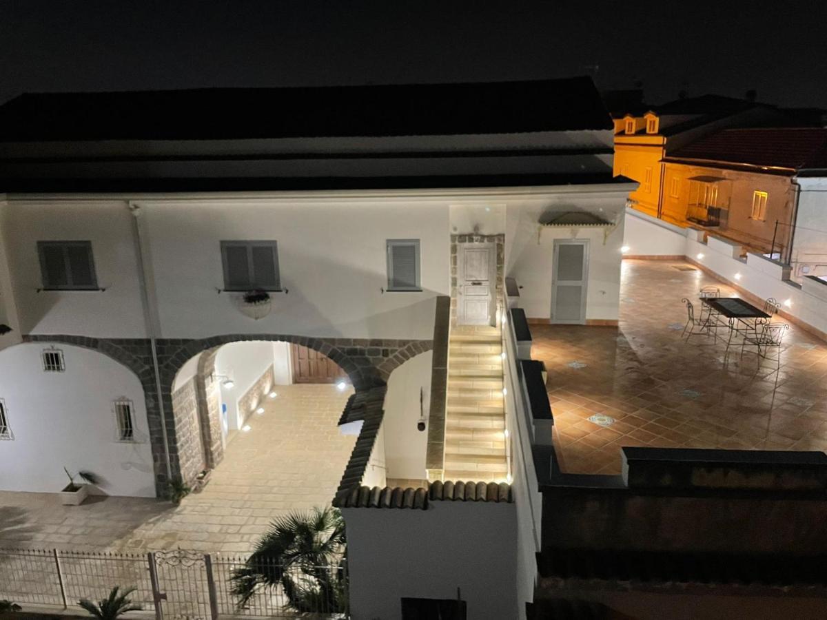 B & B La Casa Dei Sogni Casapulla Eksteriør billede