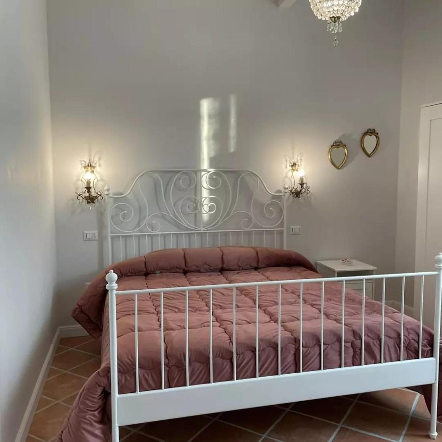 B & B La Casa Dei Sogni Casapulla Eksteriør billede